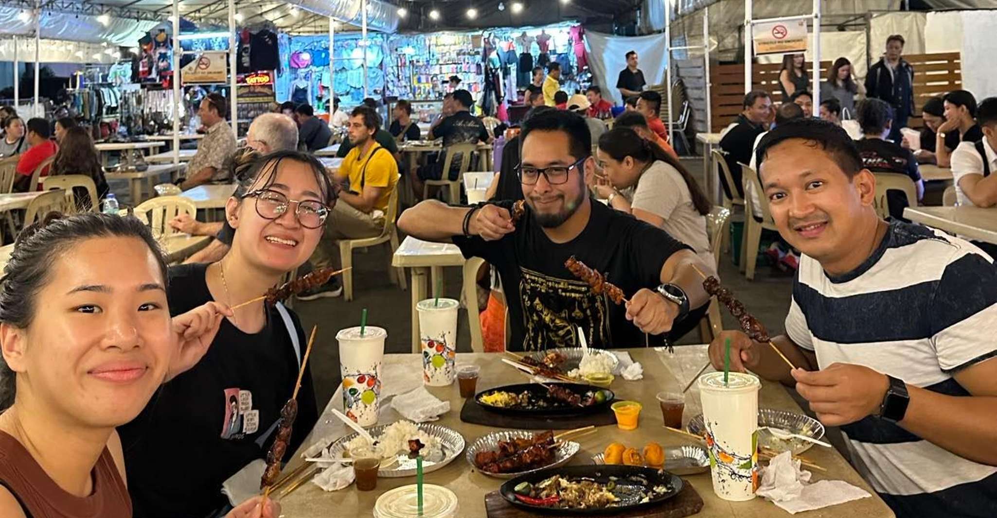 Makati Street Food Experience - Hizvo