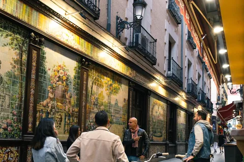 Madrid à noite: Destaques do Vintage Bike Tour / Tapas opcionais