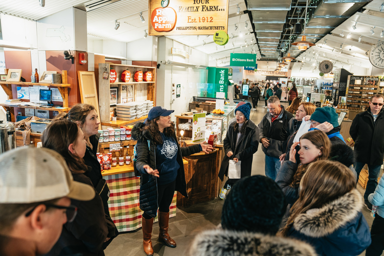 Boston: Wycieczka z przewodnikiem po pysznych pączkach z degustacjąBoston: wycieczka z przewodnikiem po pysznych pączkach z degustacjami