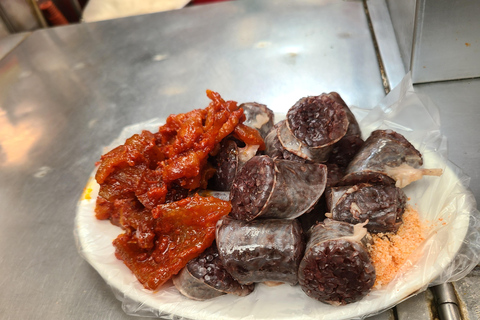 Unique Authentic Food Adventure in Gwangjang Market