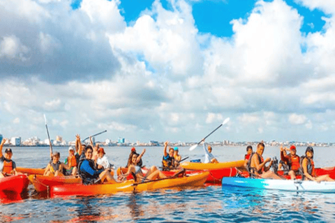 Ilha dos Sacrifícios: Aventura de caiaque e snorkel