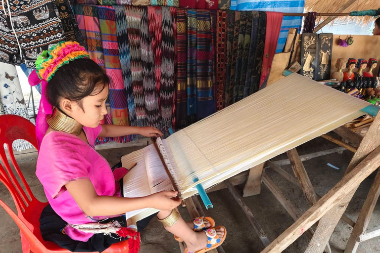 Chiang Rai: Top Temples & Signature Attractions ~Free Buffet