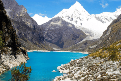 Ancash: Trekking to Paron Lagoon with entrance | FULL DAY |