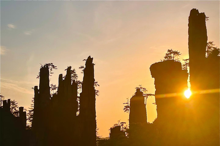 2-Day Private Zhangjiajie Tour -Avatar & Seven Star Mountain 2-Day Private Zhangjiajie Tour • Avatar&Seven Star Mountain