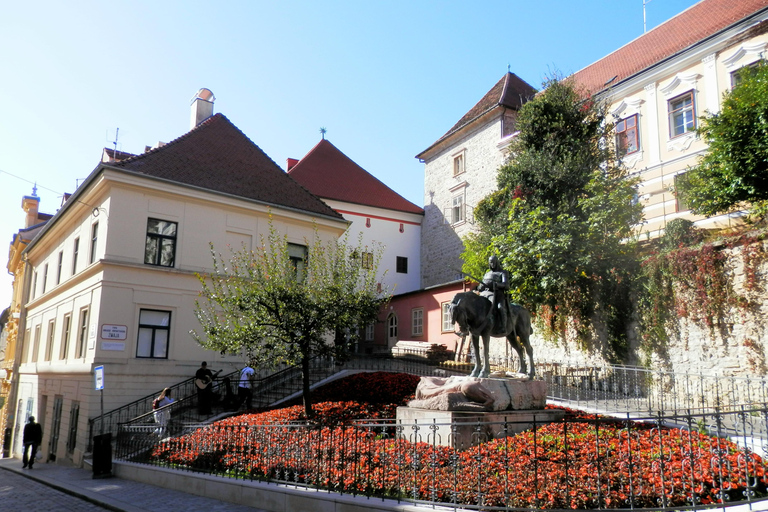 Zagreb: Excursão a pé em grupo por Zagreb (funicular incluído)