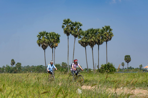 Siem Reap: Countryside Bike Tour & Evening Foodie Full-Day Haft Day: Evening Food Tour
