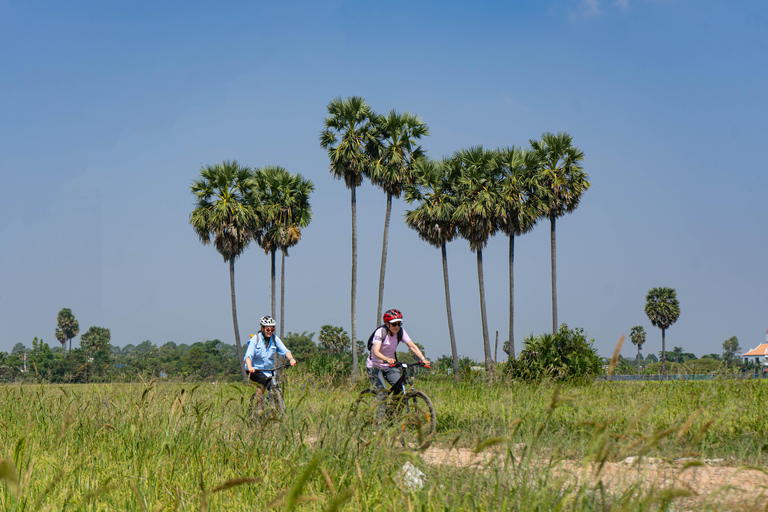Siem Reap: Countryside Bike Tour & Evening Foodie Full-Day Haft Day: Evening Food Tour
