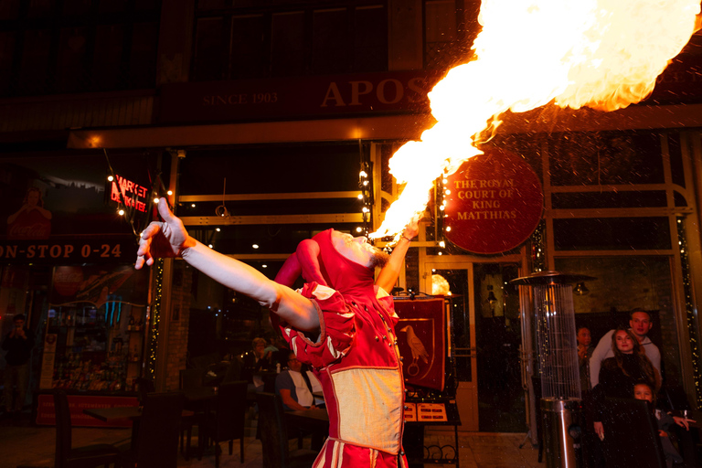 Budapest: Royal Feast Dinner with Drinks & Live Shows