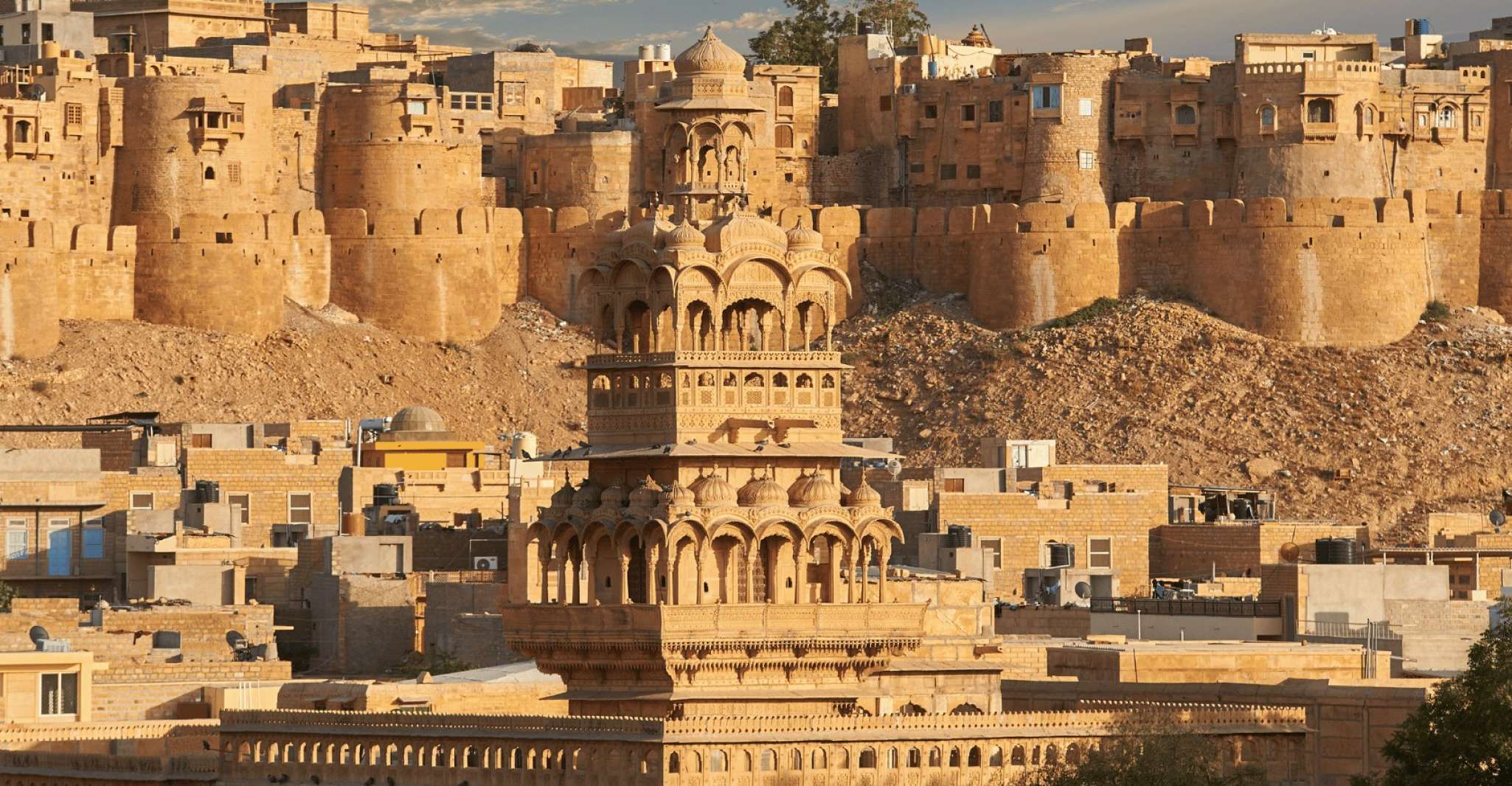 Best of Jaisalmer Guided Full Day Sightseeing Tour by Car - Housity