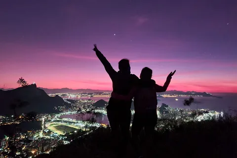 RIO DE JANEIRO: Two Brothers Hill HIKE in Vidigal Favela