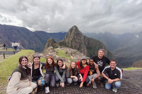 Cusco: Machu Picchu from Cusco by Train Cusco: Andean Marriage and Machu Picchu from Cusco by Train