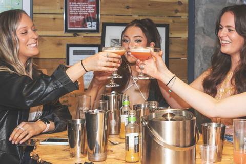 Stirling: Distillery Tour & Guided Gin Tasting Standard Gin Tour and Tasting