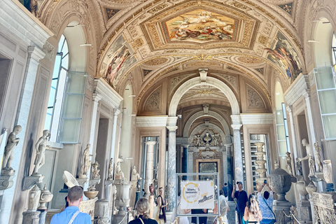 Rome: Vatican Museums Early Access, Audio Tour & Breakfast Vatican Museums & Sistine Chapel: Hosted Entry Ticket
