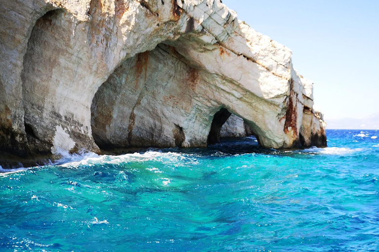 Zakynthos: Xigia, Navagio Shipwreck and Blue Caves Boat Tour