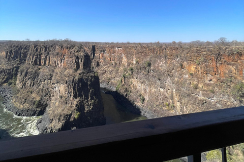 Cataratas Victoria: tour privado al amanecer con desayuno en el mirador
