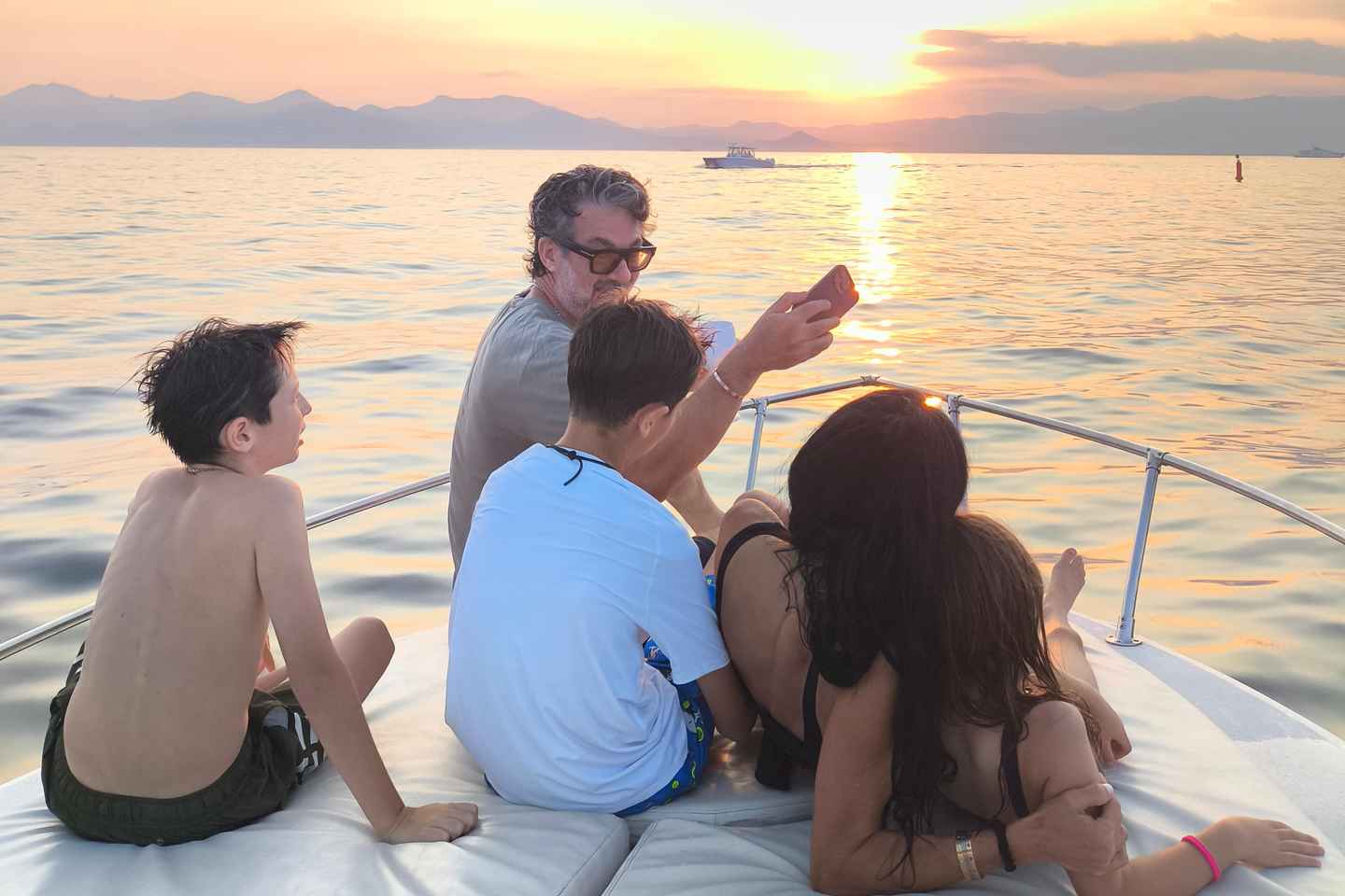 All Inclusive Private Boat Tour – Lérins Islands Cannes