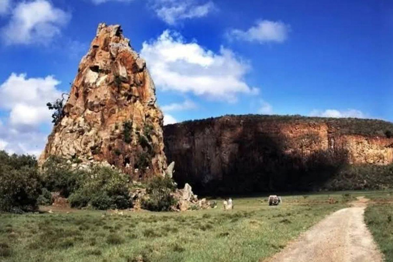 Nairobi: Hell's Gate National Park and Lake Naivasha Tour