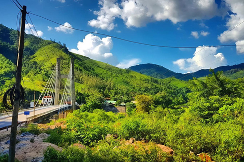 Hue to DMZ Full-Day Tour: Quang Tri Citadel, Vinh Moc Tunnel Group Tour