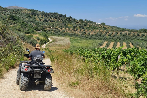 Escapada ATV de Berat: conquistando rios, lagos e colinas