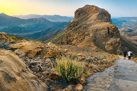 Muscat: Saal Walk Guided Hike with Sunset & City Views Tour