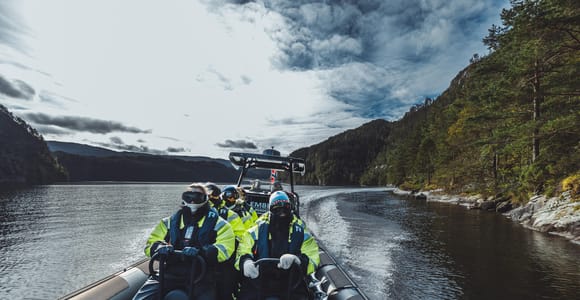 Bergen: Mostraumen Fjord Safari - by Premium RIB Boat