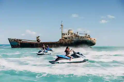 Thrilling Jet Ski Tour in Clear Blue Water of Turks & Caicos