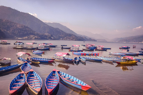 Pokhara : Visite guidée à pied en soirée au bord du lac