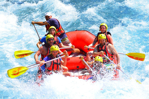 Alanya: Passeio de Rafting no Rio Branco Almoço e traslado do hotel