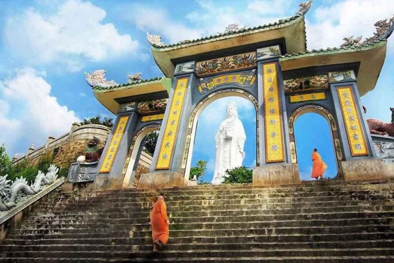 De Hue a Hoi An pasando por la Pagoda Linh Ung en la Montaña de los MonosDe Hue a Hoi An pasando por la Pagoda Linh Ung en Mármol de los Monos