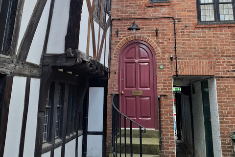 York: Quirky Pubs and Crooked Streets