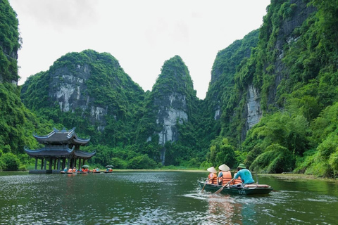 Hanoi: 3-Day Ha Long Bay 5-Star Cruise & Ninh Binh Day tour