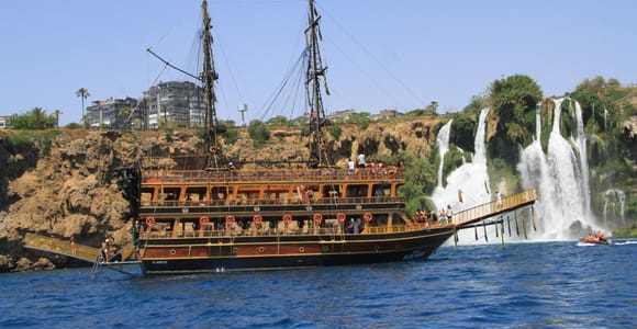 Antalya: Waterfaal Boat Tour with Lunch & Drinks