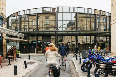 Bordeaux : Centre historique et quartier des Chartrons à véloVisite en anglais