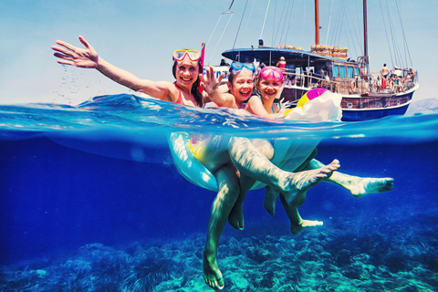 Bugibba: Fernandes Cruise to Blue Lagoon in Comino (VTT)