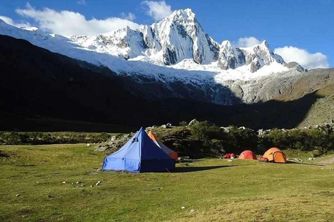 Från Huaraz: Vandring Santa Cruz - Llanganuco 4D/3N