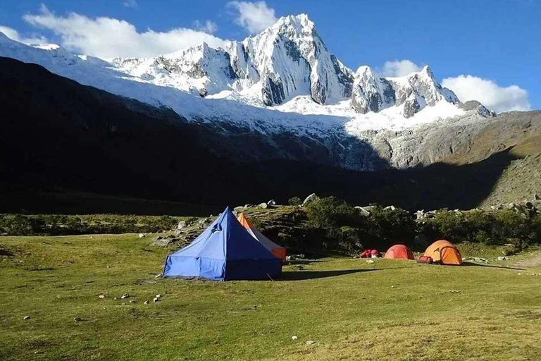 Desde Huaraz: Senderismo Santa Cruz - Llanganuco 4D/3N