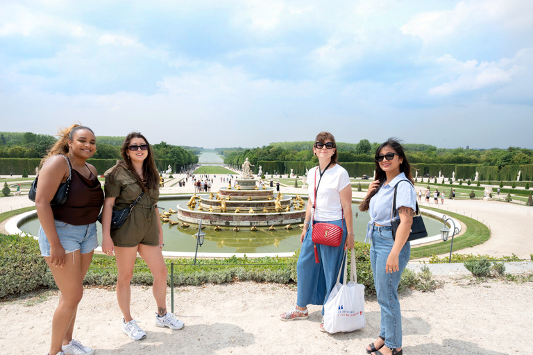 From Paris: Versailles Palace And Garden Small Group Tour