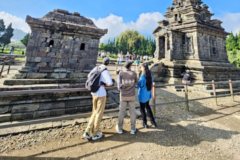 Från Yogyakarta: Dieng-platån &amp; gastronomitur &amp; transferFrån Yogyakarta: Dieng-platån &amp; gastronomi-tur &amp; transfer