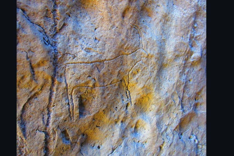 From Baku: Off-Road Gobustan & Mud Volcanoes Tour