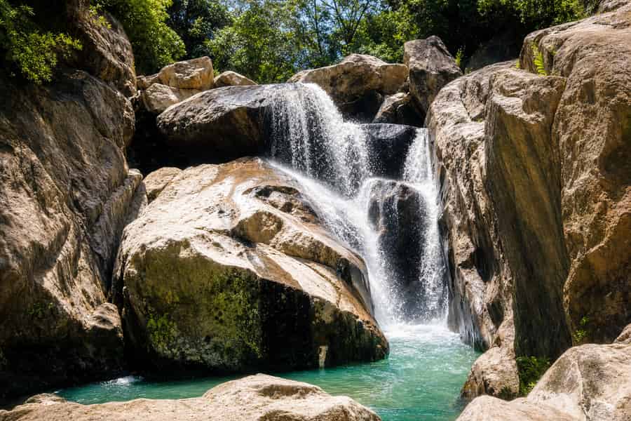 Nha Trang: Erkunden Sie die Hon-Ba-Wasserfälle und genießen Sie ein Barbecue-Mittagessen. Foto: GetYourGuide