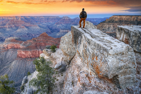 From Las Vegas: Grand Canyon West Rim Day Trip with Skywalk