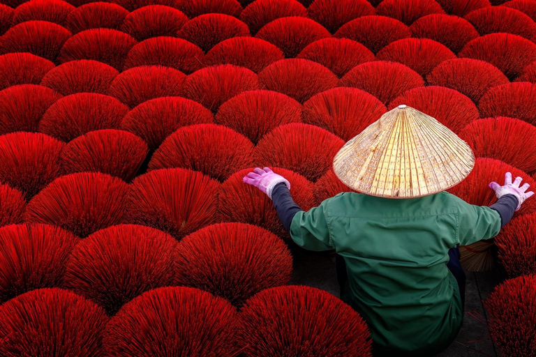 Hanoi: Parfümpagode mit Bootsfahrt oder Lotus-SeidendorfPrivate Tour: Parfümpagode, Lotus-Seidendorf und Weihrauch