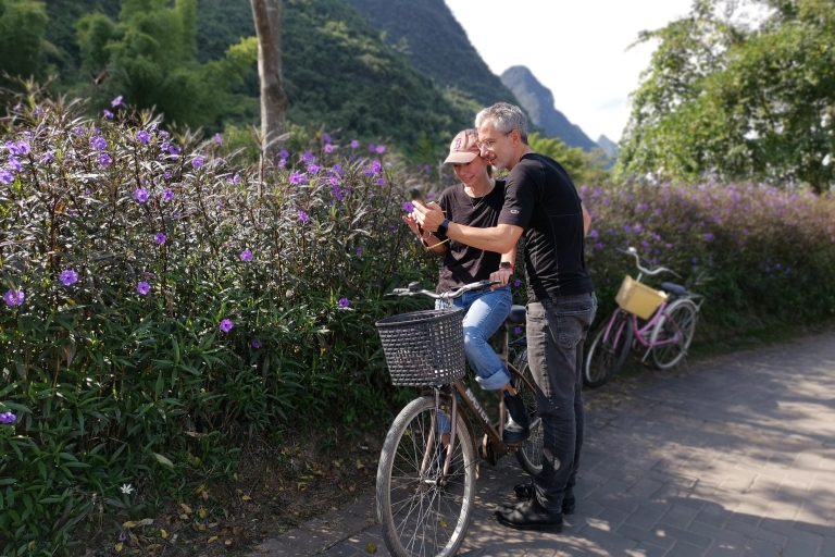 Yangshuo: piesza, raftingowa i rowerowa wycieczka prywatna all inclusiveWycieczka z przewodnikiem w języku angielskim