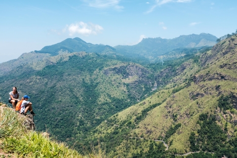 Całodniowa wycieczka z przewodnikiem do wodospadu Ella/Rawana/szczytu Małego AdamaCałodniowa wycieczka z przewodnikiem po Elli na Sri Lance