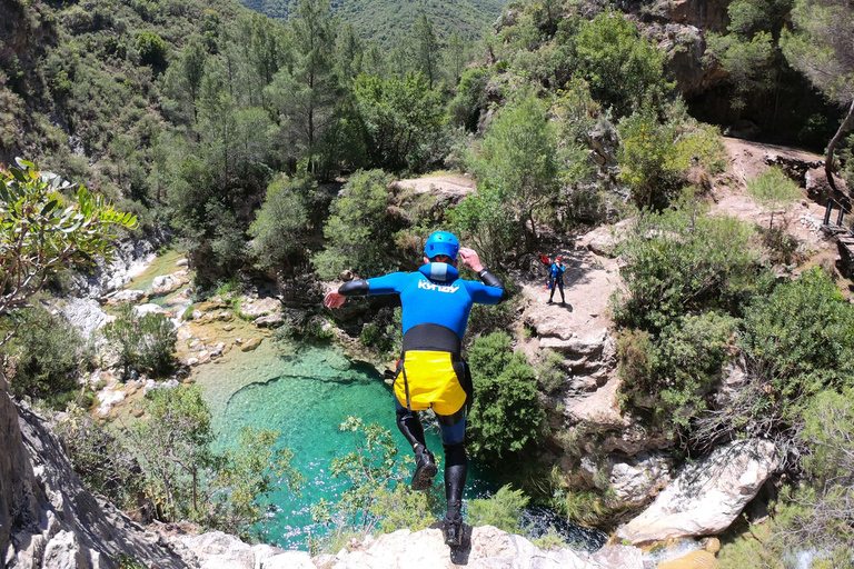 Nerja: Rio Verde Canyoning Experience with Snacks