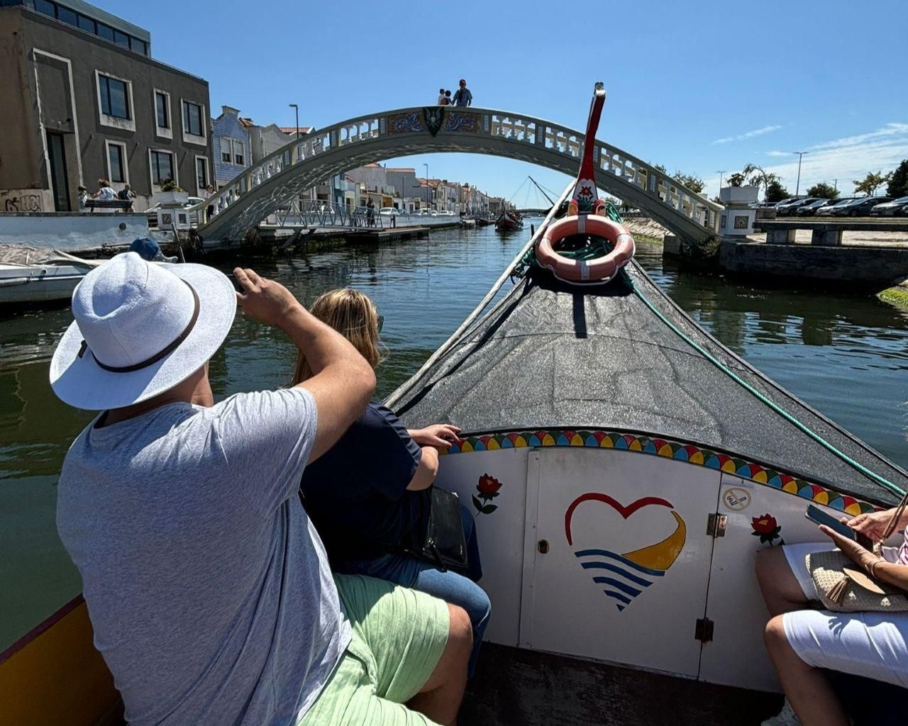 Porto: Coimbra, Aveiro und Costa Nova – Tagestour mit dem Boot