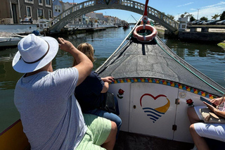 Porto : excursion d'une journée à Coimbra, Aveiro et Costa Nova en bateau