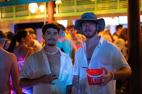 Ao Nang: Guidad barrunda med shots och en t-shirt