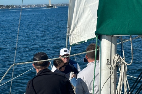 San Diego : Excursion guidée au coucher du soleil et en journée à bord d'un voilierNavigation de mi-journée