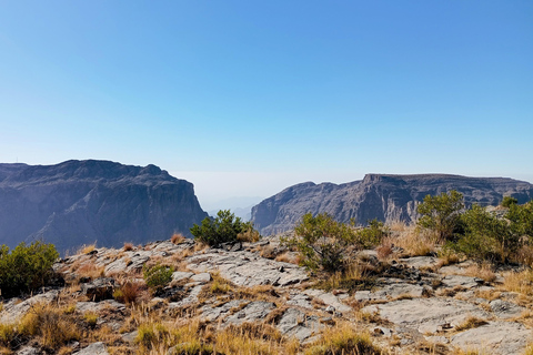 From Muscat: Nizwa & Jebel Akhdar Wonders Adventure Day Trip Nizwa, Birkat Al Mouz & Jebel Akhdar Sunset Experience